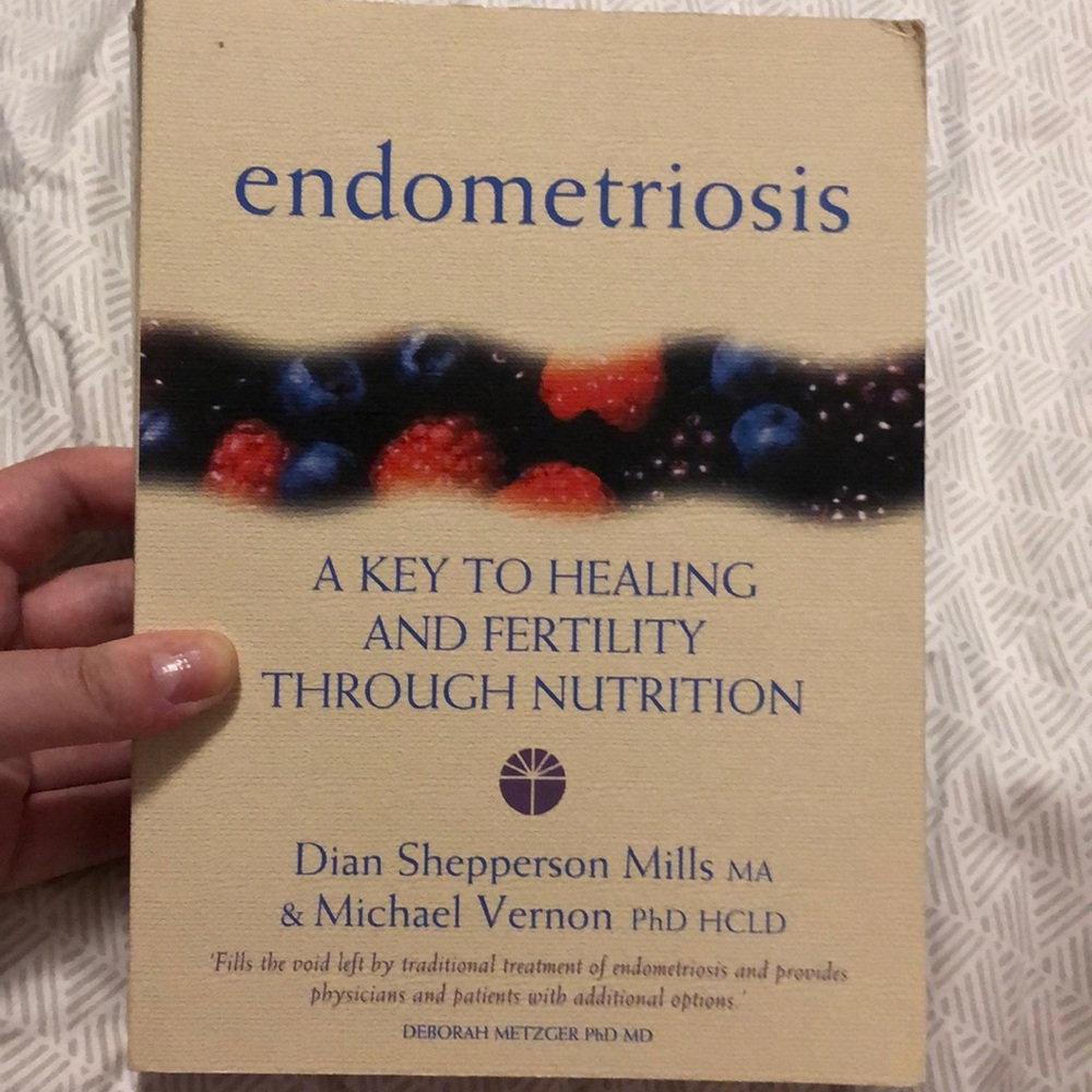 Like new, excellent book on endometriosis